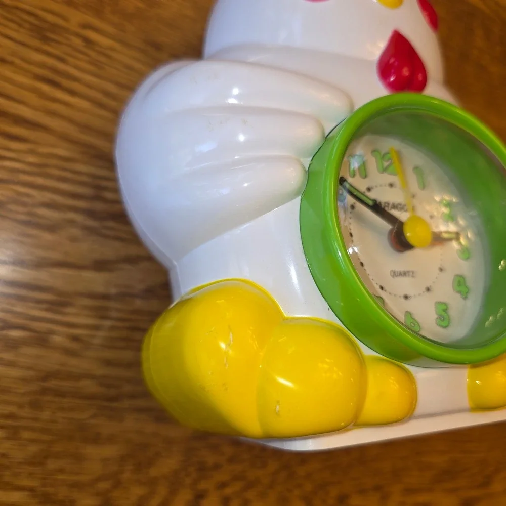 Vintage 90s Paragon Chicken Alarm Clock Glow Eyes Talks Hen Novelty Korea‎ Works